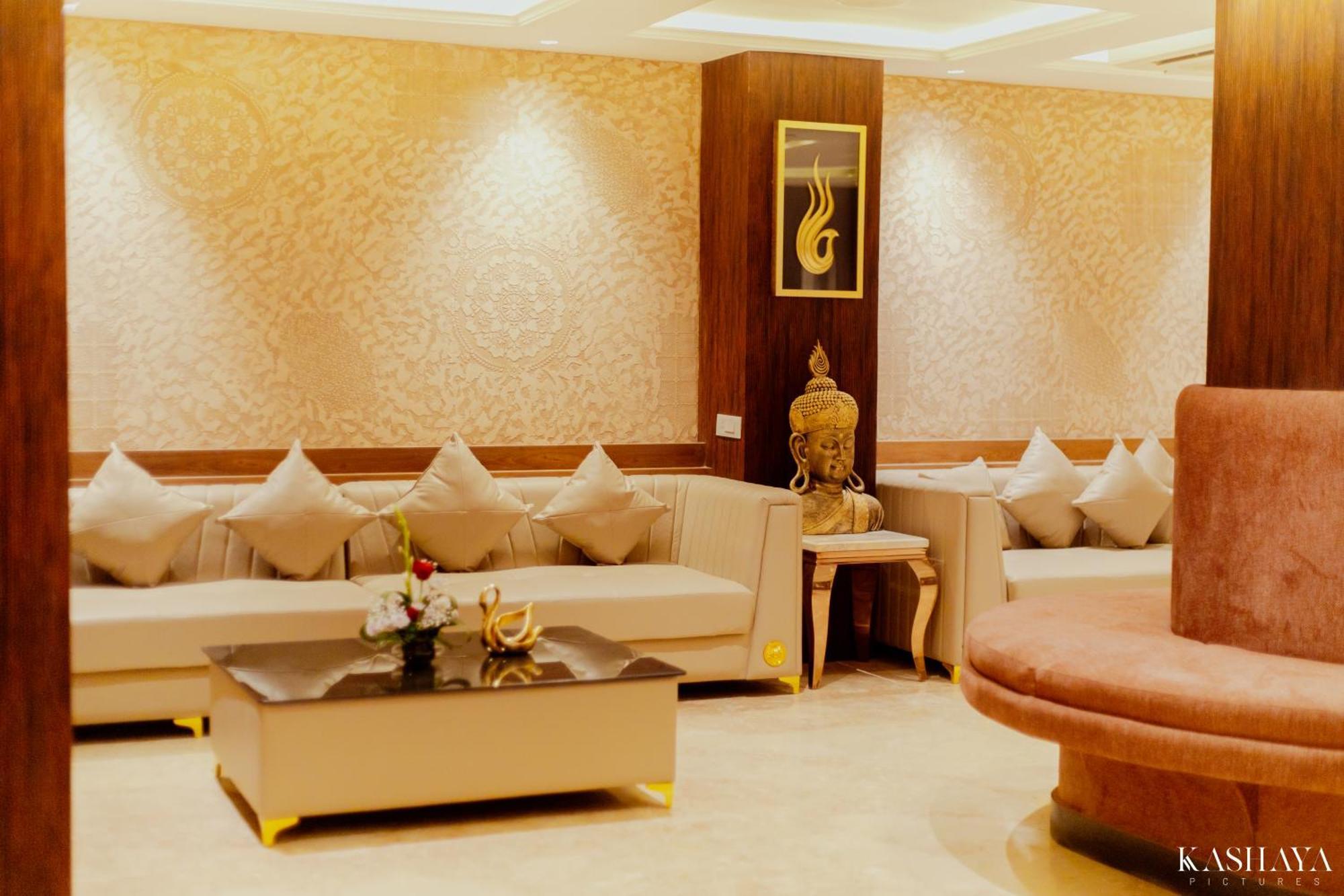 Hotel Ratan Mahal Datia Exterior foto