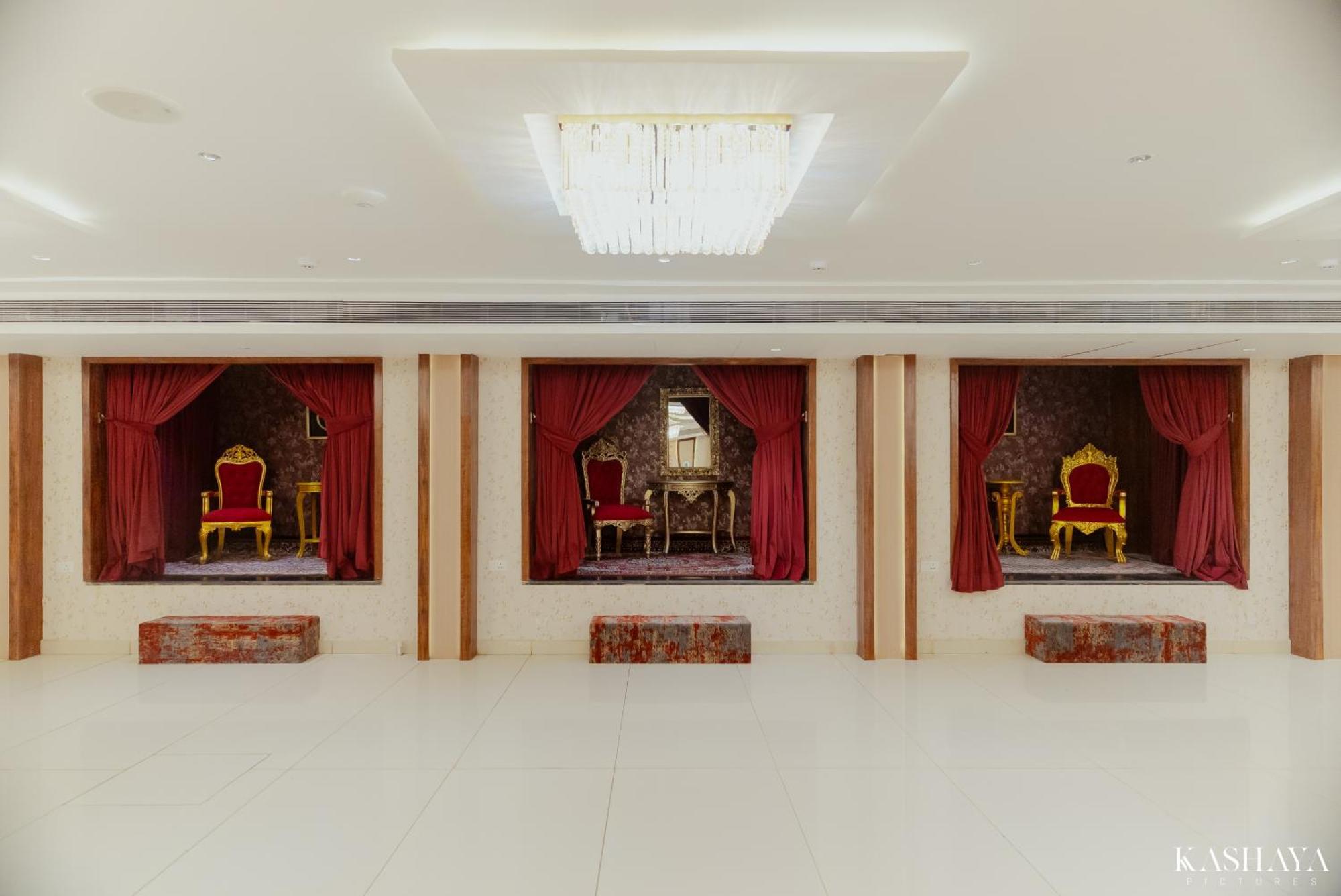Hotel Ratan Mahal Datia Exterior foto